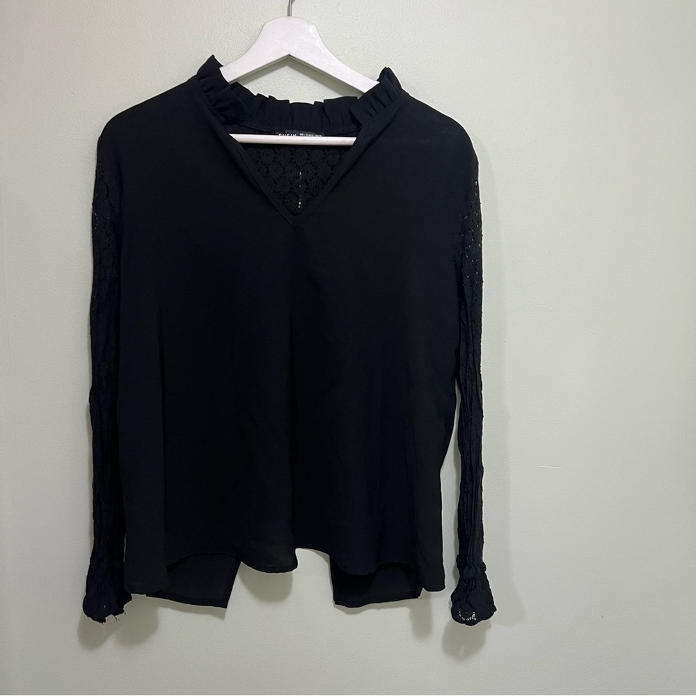 SHEIN Black Blouse w/ Lace Accents – Size L (US 8/10)